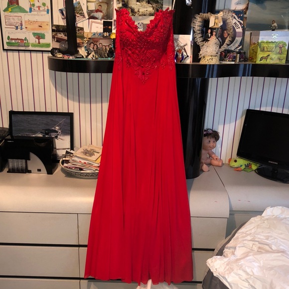 emma savahl Dresses & Skirts - Emma Savahl hand painted red strapless dress